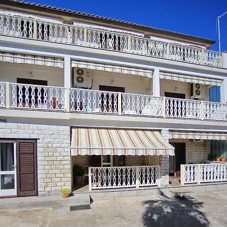 And By The Sea - 5874 Zadar