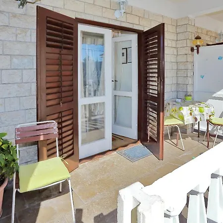 And By The Sea - 5874 Gasthof