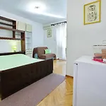 Guest house And By The Sea - 5874